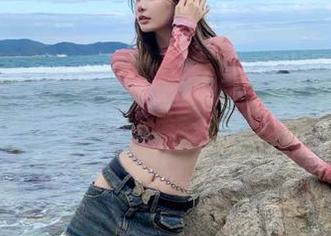 嘴里长草的心情，51吃瓜发布网址，一点都不想吃土嘛！