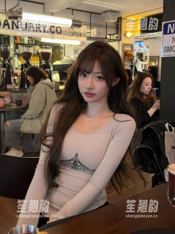 51黑料网 欢快又复杂的“51黑料网”网页,仿佛是情感万花筒在转