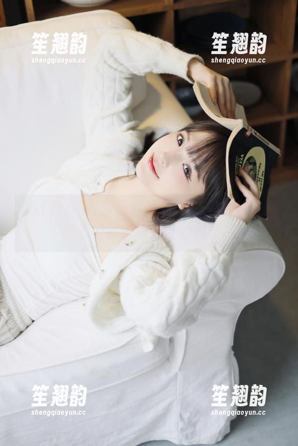 深夜偷偷潜入51黑料网官网，突然有种偷听八卦的刺激感！