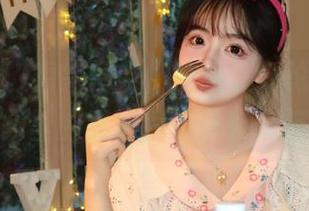 看完网友们的疯狂评论，91吃瓜视频里的黑料我承认有点沉重！