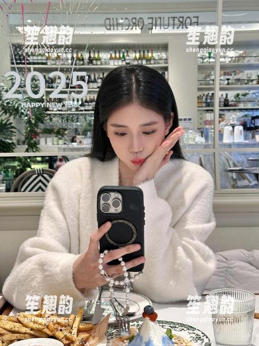 hl155 真心觉得,链接带来的“hl155.ccm”黑料反差有点过了…