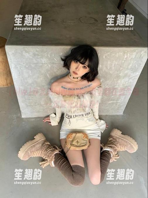 hlw 每次刷hlw网站,心里都在想今晚一定要把瓜抱走!