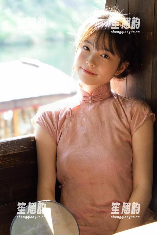www.51cg28登录，瞬间被一位厨师在网红餐厅的奇葩表演吸引