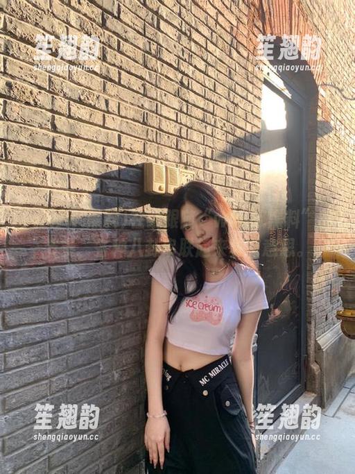 www.黑料 在线跟随“www.黑料”的节奏,各种八卦串联起来真有意思。