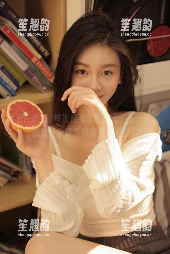 五一吃瓜 每次观看娜娜聊天,五一吃瓜都能让我体会到新鲜和奇妙!