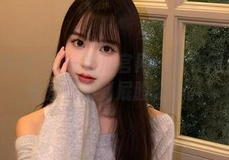 五一吃瓜官网：我在网页里和瓜友们聊到屁股变翘。