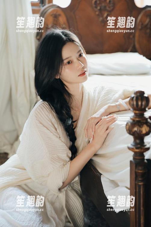 更新了哦！五一吃瓜里的娜娜，今天又出啥新花样呢？