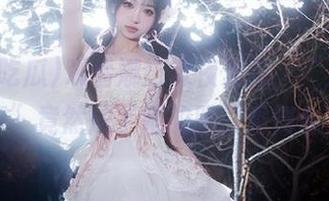 观看娜娜深夜发瓜，“五一吃瓜”竟然成了她的脱口秀舞台？