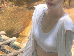强烈推荐！在“吃瓜网”网址上，观看瓜时不要手抖啊，太刺激了。