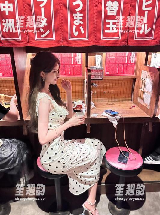 吃瓜网苹果版下载，偶尔也想尝尝软绵绵的瓜。