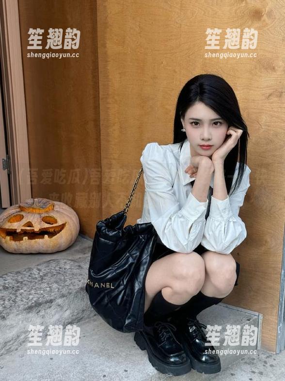 吾爱吃瓜 吾爱吃瓜:在爆料线路一,快来收藏别人不知道的小八卦吧!