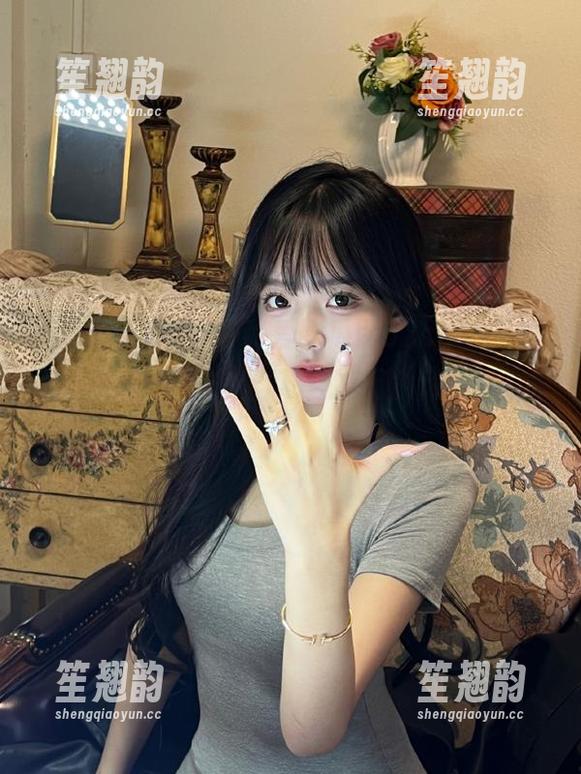 我爱吃瓜网 “我爱吃瓜网52cg”——为你的无聊填充“瓜”的味道,快来试试!