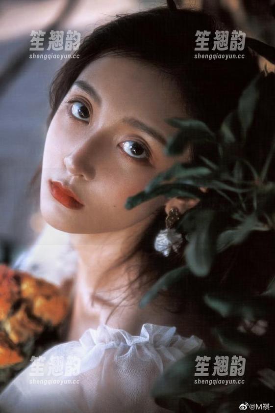 我要吃瓜 在“我要吃瓜”网页上,我总以为自己已经无敌,直到看到全网最新……太夸张了吧!