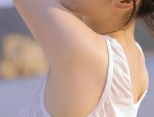 又有网友在“黑料不打烊zztt36”的网址上乱言，真是疯狂了