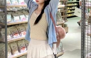 继续探索吧，资源与黑料不打烊的传送门后面，小心别被神秘的东西给吸进去！