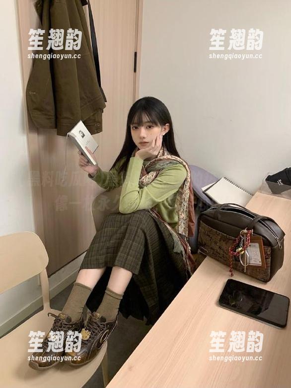 黑料吃瓜网 黑料吃瓜网里的热点大瓜,像一枚永久印记,刻在心底!