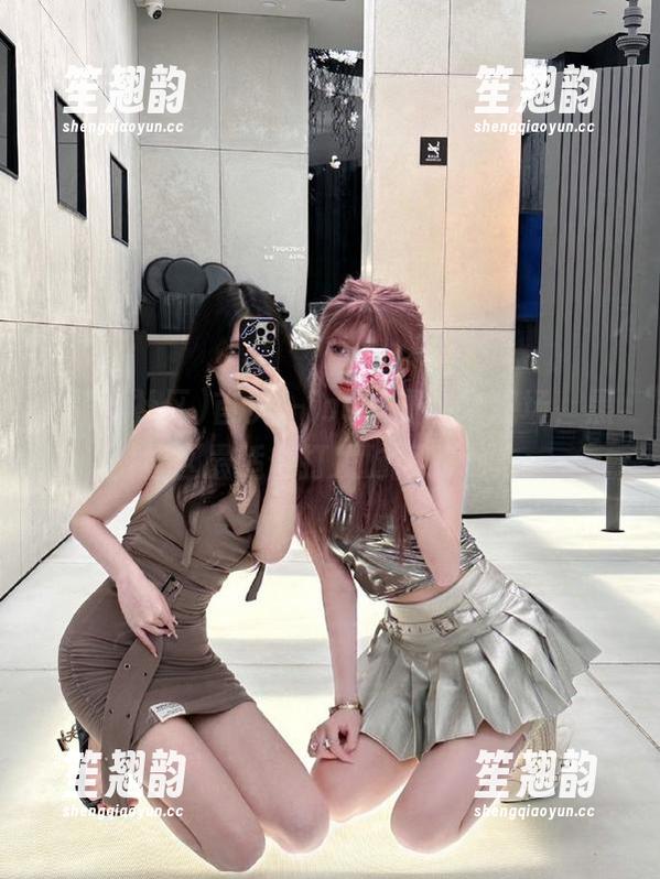 黑料社区 首页—ios专属撒欢现场,黑料社区最适合打发时间的地方。